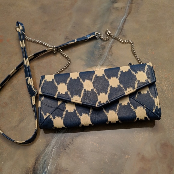 Francesca's Collections Handbags - Francesca's navy blue pattern satchel